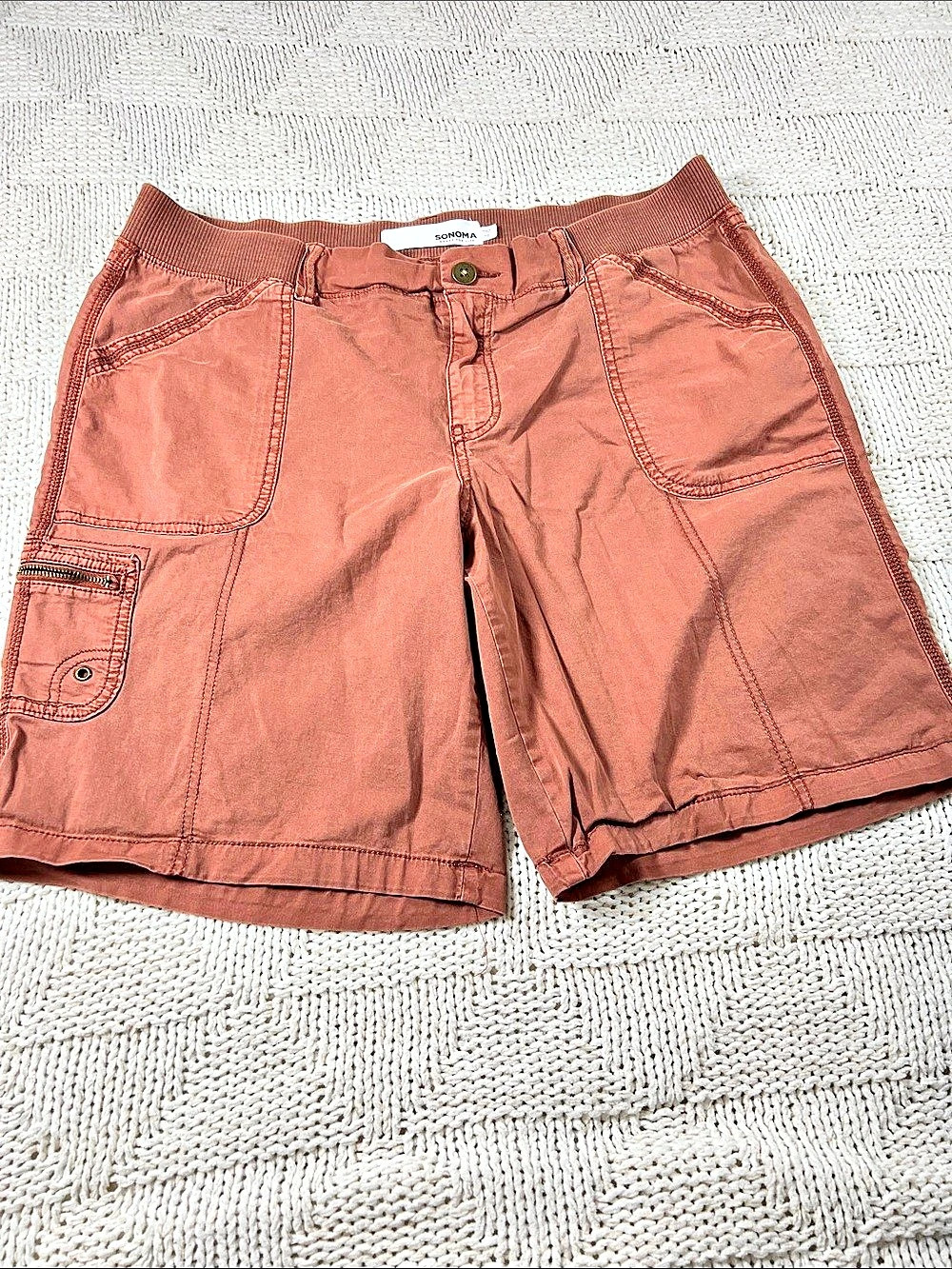 Sonoma Cargo Shorts in Brown Size 16